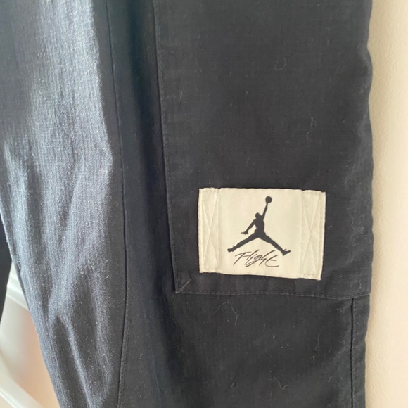 Nike Jordan black athleisure - Picture 3 of 7